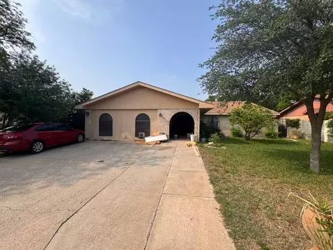 106 Florida St, Laredo, TX 78041