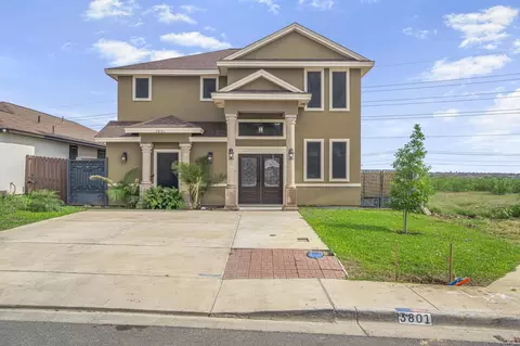 3801 Yvonne Ramirez Ct, Laredo, TX 78046