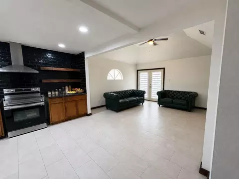 Other - 153 Biscayne Lp, Laredo, TX 78045 photo 1 of 8