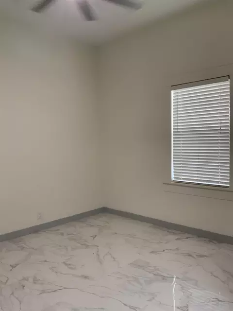 Bedroom - 919 Willow St, Laredo, TX 78040 photo 1 of 3