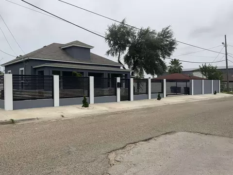 919 Willow St, Laredo, TX 78040