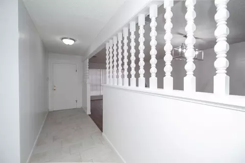 Entry Way - 412 Longshadow Rd, Laredo, TX 78041 photo 1 of 2