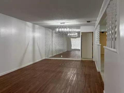 Living - 412 Longshadow Rd, Laredo, TX 78041 photo 5 of 10