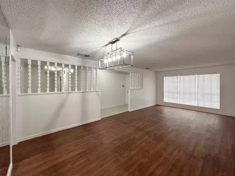 Living - 412 Longshadow Rd, Laredo, TX 78041 photo 3 of 10