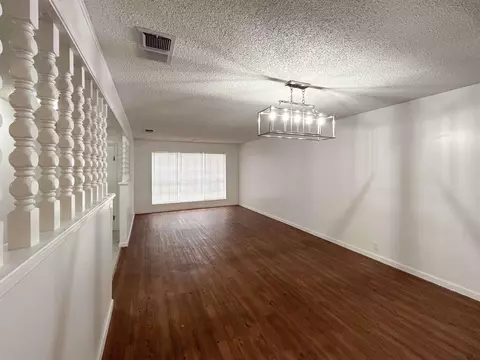 Living - 412 Longshadow Rd, Laredo, TX 78041 photo 2 of 10