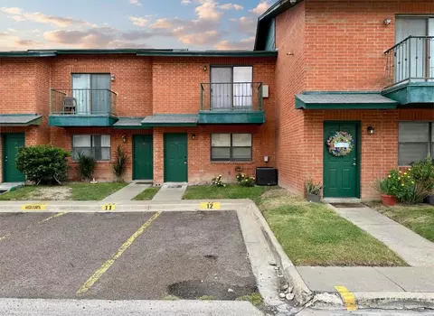 8915 Mcpherson Rd #12B, Laredo, TX 78041