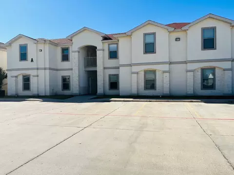 7615 Laguna Del Mar Ct, Laredo, TX 78041