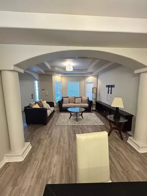 8416 Springfield Ave #10, Laredo, TX 78045
