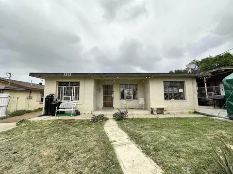 3212 Pecan St, Laredo, TX 78046