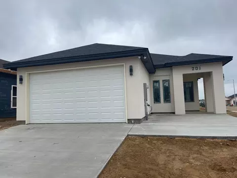 201 Lusitano Dr, Laredo, TX 78046