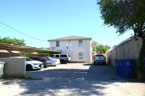 1010 Reynolds St, Laredo, TX 78040