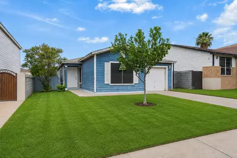 3243 Saint Kathryn Lp, Laredo, TX 78046