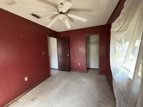 Bedroom - 128 Franklin St, Laredo, TX 78041 photo 3 of 6