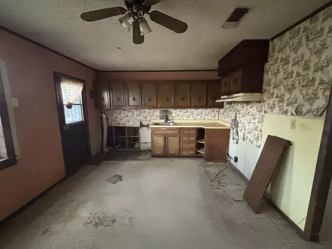 Other - 128 Franklin St, Laredo, TX 78041 photo 2 of 3