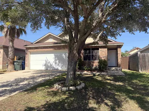 11141 Salado Dr, Laredo, TX 78045