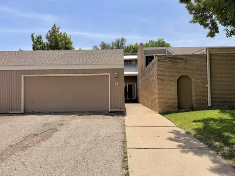 1 Weatherwood Rd #1, Laredo, TX 78041