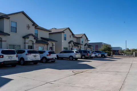 401 International Blvd #21, Laredo, TX 78045