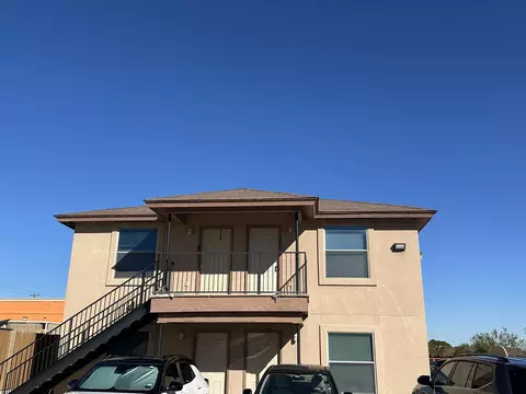 1610 E Plum St #2, Laredo, TX 78043