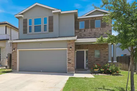 1423 Sambar Lp, Laredo, TX 78045