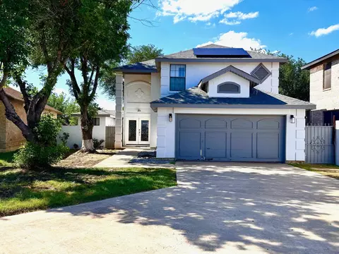 128 Tamarack Lp, Laredo, TX 78045