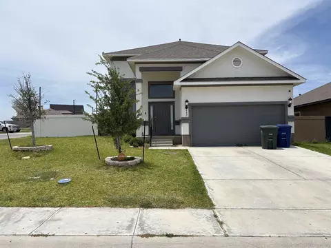 402 Placido Dr, Laredo, TX 78045