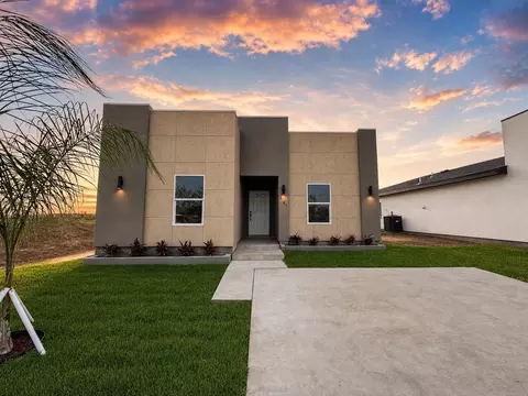 5061 Luna Grande Lp, Laredo, TX 78046