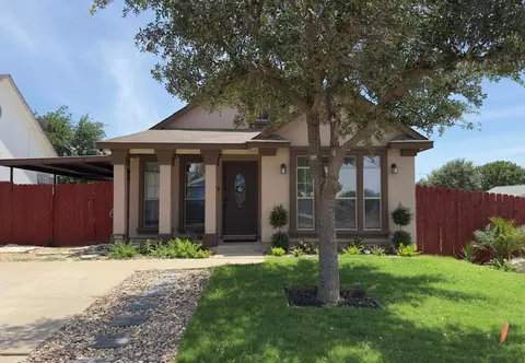 3601 Nubes Dr, Laredo, TX 78046