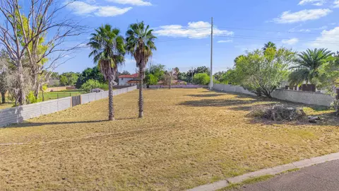 1213 St John Lp, Laredo, TX 78045