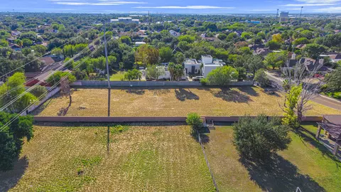 1213 St John Lp, Laredo, TX 78045 photo 9