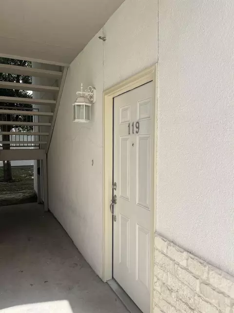 7615 Laguna Del Mar Ct, Laredo, TX 78041