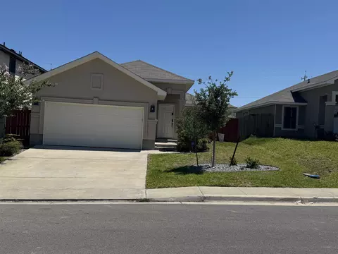 5521 Texana, Laredo, TX 78046