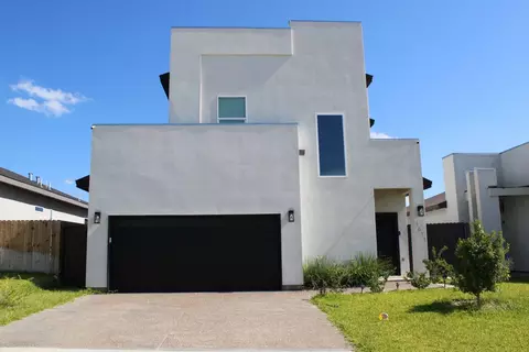 1611 Coba Dr, Laredo, TX 78046