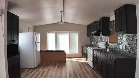 803 E Calais E Pl, Laredo, TX 78045 photo 5