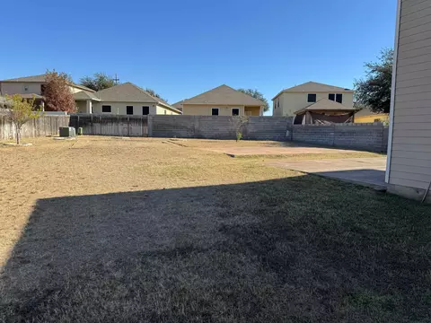 Exterior - 11146 Capistran Lp, Laredo, TX 78045 photo 4 of 6