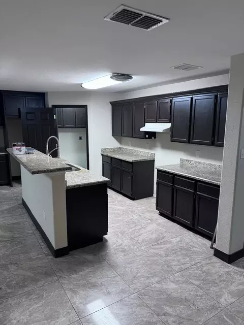 Kitchen - 11146 Capistran Lp, Laredo, TX 78045 photo 1 of 1