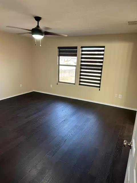 Bedroom - 11146 Capistran Lp, Laredo, TX 78045 photo 2 of 3