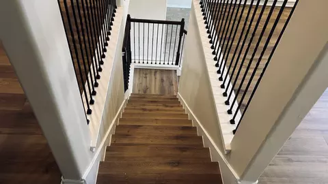 Entry Way - 332 Silverleaf Oak Dr, Laredo, TX 78045 photo 2 of 3