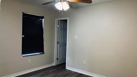Bedroom - 332 Silverleaf Oak Dr, Laredo, TX 78045 photo 2 of 3