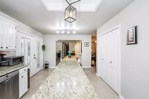 Entry Way - 1207 Lyles Lp, Laredo, TX 78045 photo 2 of 2