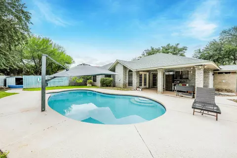 Exterior - 1207 Lyles Lp, Laredo, TX 78045 photo 4 of 4