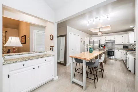 Kitchen - 1207 Lyles Lp, Laredo, TX 78045 photo 1 of 4