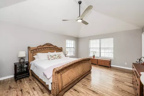 Bedroom - 1207 Lyles Lp, Laredo, TX 78045 photo 1 of 4