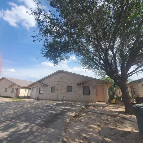 2515 Boston St, Laredo, TX 78041