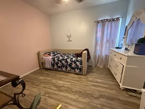 Bedroom - 4423 Gloria Dr, Laredo, TX 78046 photo 3 of 3