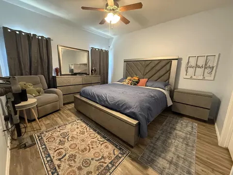 Bedroom - 4423 Gloria Dr, Laredo, TX 78046 photo 1 of 3