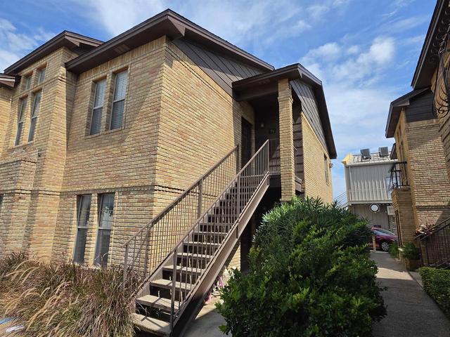 207 Martingale Ln #83, Laredo, TX 78041