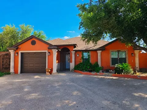 233 Rancho Viejo Dr, Laredo, TX 78045