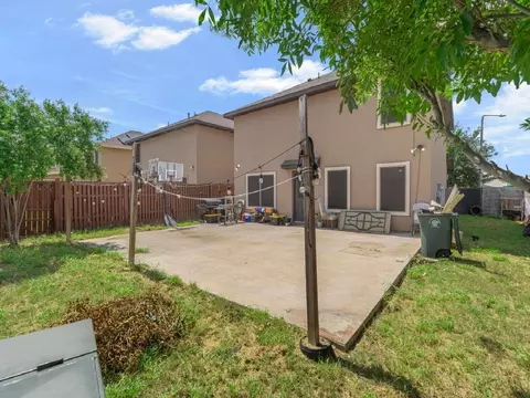 Exterior - 6002 Narciso Dr, Laredo, TX 78043 photo 4 of 4