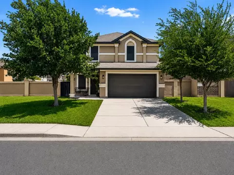 6002 Narciso Dr, Laredo, TX 78043