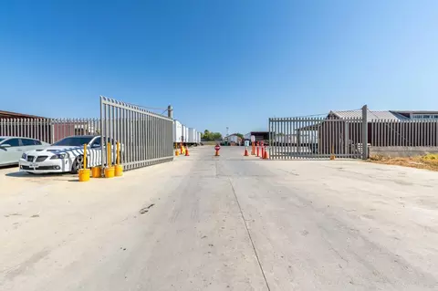 4420 E Saunders St, Laredo, TX 78041